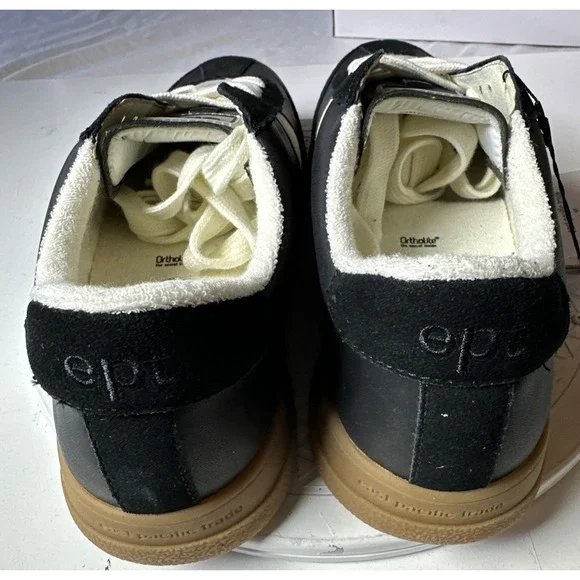 East Pacific Trade Black Santos Black Gum New 12M 45EU (AA) - Picture 5 of 16